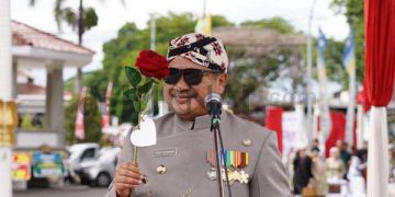 Rudy-Helmi Berpamitan di Momen Upacara Hari Guru Nasional