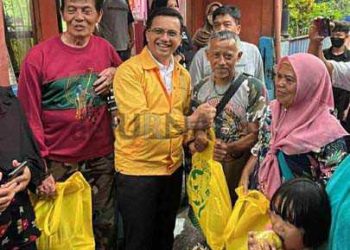 Kunjungi Korban Kebakaran  di Dayeuhkolot Wabup Sahrul Gunawan Support Korban dan Beri Bantuan