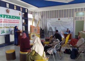 IKWI Kabupaten Bandung  Peringati Hari Ibu 2023  demgan  Gelar Tausiah