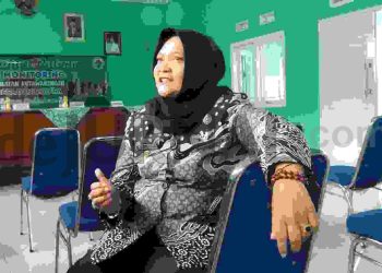 Ratusan KK di Desa Buninagara Kecamatan Kutawaringin Belum Teraliri Listrik