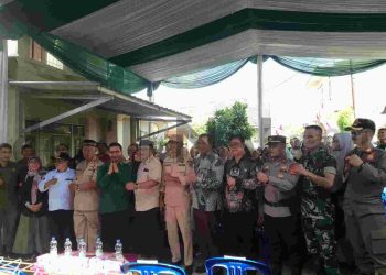 Anggota DPRD Kab Bandung H Yayat Sumirat SH, Hadiri Peresmian SPAM Desa Pakutandang