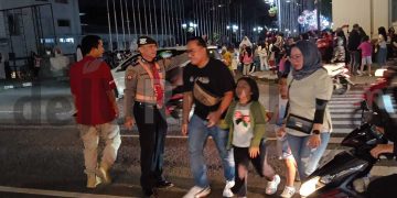 Ditpamobvit Polda Jabar Patroli Dialogis di Pusat Keramaian Kota Bandung