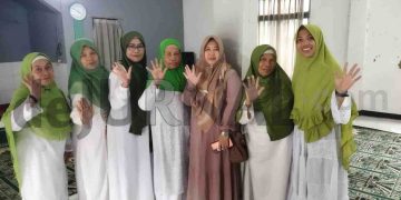 Caleg DPRD Kabupaten Bandung Hj. Aas Aisyah Hadiri Rajaban di KP Babakan, Disambut Baik Jama’ah