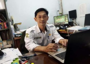 Sekdes Desa Cangkuang Kulon Kecamatan Dayeuhkolot, Gun Gun H. Permana.