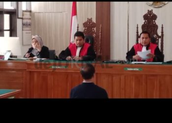 Miming Theniko Terdakwa Lepas Dari Segala Tuntutan Hukum.