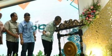 Bupati Bandung Dadang Supriatna meresmikan layanan baru RSUD Oto Iskandar Dinata.