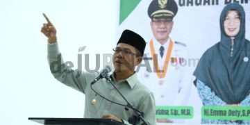 Bupati Bandung, Dadang Supriatna tekankan pentingnya pemberdayaan perempuan.