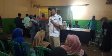 Pemdes Cikawao Melalui Puskesos Sukses Salurkan Bantuan Pangan Beras Kepada 1.400 KPM