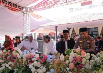 Hadiri Haul Akbar Imam Syadzily di Masjid Agung Majalaya Bupati Bandung Sosialisasikan 13 Program Prioritas