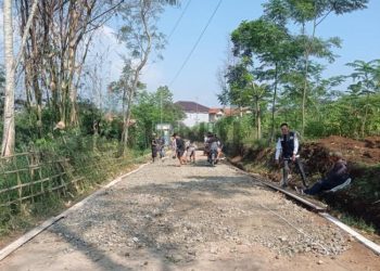 Pemdes Babakan Realisasikan DD Tahun 2024 Pembangunan Jalan Rabat Beton