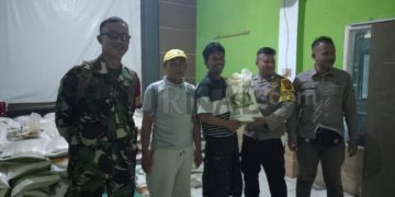 Pemdes Ciparay Salurkan Bantuan Pangan Cadangan Beras Pemerintah Tahap V Untuk 533 KPM