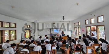 PLN ULP Singaparna Gelar Edukasi Manfaat dan Bahaya Listrik di SMAN 1 Singaparna