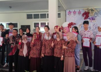 Yayasan Pendidikan Itikurih Hibarna Ciparay Gelar Wisuda Dan Pelepasan Siswa – Siswi SMP dan SMK TA 2023/2024