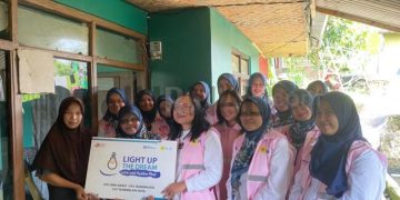 Srikandi PLN Tasikmalaya Sambut Hari Anak Nasional dengan Penyalaan Listrik Gratis Melalui Program “Light Up The Dream”