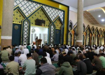 Bupati Bandung  Sholat Idul Adha di Masjid Al-Fathu, Qurban di Kampung Halaman dan Rumdin
