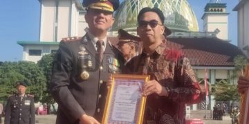 Sinergi Dengan Polri, H. Ilham Yudiawan Diganjar Penghargaan Oleh Kapolres Garut