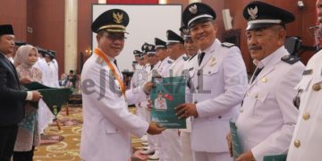 Bupati Kukuhkan Perpanjangan Masa Jabatan 270 Kepala Desa se-Kabupaten Bandung