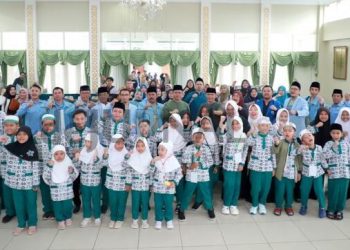 Bupati Bandung Lepas Resmi Kafilah FASI di Rumah Dinas