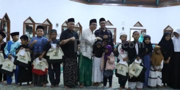 Puluhan Anak Yatim Binaan HMT  Disantuni Abul Yatama Dadang Supriatna