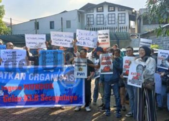 Anggota PWI Se-Bandung Raya Desak Pusat Segera Gelar KLB