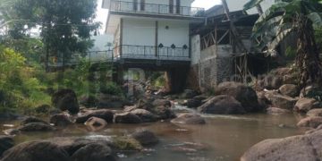 Pengolahan Emas Diduga Memakai Bahan Merkuri di Pinggir Sungai Citarik, Bolehkah?