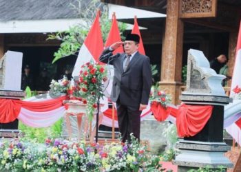 Penjabat Bupati Purwakarta Pimpin Upacara Peringatan HUT Bhayangkara ke 78