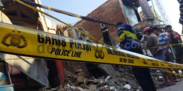 Nenek Maya Dievakuasi Beberapa Menit Sebelum Rumah di Sukamenak Margahayu itu Ambruk