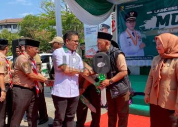 Bupati Bandung Serahkan 10 Moyan untuk Tingkatkan Pelayanan pada Masyarakat Kelurahan