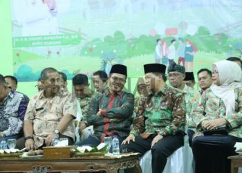 Upaya Tingkatkan Produksi Pertanian, Bupati Bandung Tegaskan Pembangunan Jalan Usaha Tani Jadi Prioritas