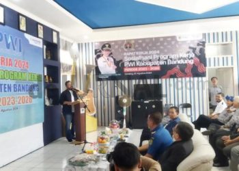 Buka Raker, Yosep Nugraha Berharap Rumusan Kerja PWI  Berkontribusi pada Pembanguanan  Kabupaten Bandung