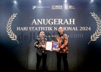 Foto : Kadiskominfo Kabupaten Ciamis, Tino Armyanto Menerima Penghargaan Anindita Wistara Data