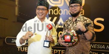 Gelontorkan Insentif Guru Ngaji Rp 109 Miliar, Bupati Dadang Supriatna Raih Penghargaan CNN Indonesia Award