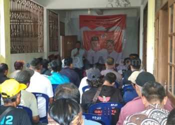 Foto:Ist/ Calon Bupati Ciamis Herdiat Sunarya Saat Memberi Sambutan di Acara Deklarasi (Pansher) Pasukan Bela Herdiat Tolak Kotak Kosong