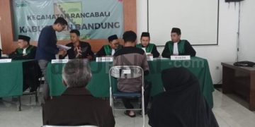Ratusan Pasutri di Kecamatan Rancabali Ikut Isbat Cerai dan Nikah Terpadu