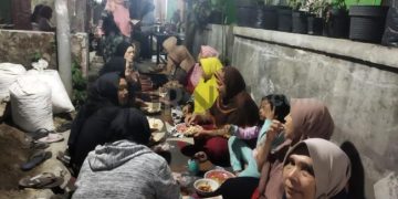 Wujud Syukur Kirmir  di RW 08 Beres, Warga Sayati Hilir Ngaliwet di Gang