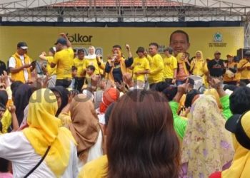 Senam Sehat 60 Tahun HUT ke-60 Partai Golkar Purwakarta