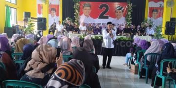 Foto: Pasangan Calon Bupati Wakil Bupati Herdiat- Yana Gelar Konsolidasi Di Baregbeg Jumat (08/11/2024)