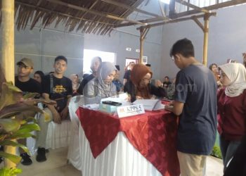 Foto : Suasana Simulasi Pemilihan di TPS 2 Sadananya Minggu (10/11/2024)