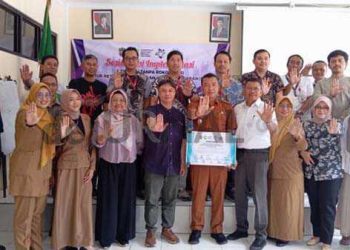 Foto : (Pemkab) Ciamis melalui Dinas Kesehatan (Dinkes) Kabupaten Ciamis menggelar Sosialisasi Kawasan Tanpa Rokok (KTR), untuk pelaku usaha Retailer serta Persatuan Hotel dan Restoran Indonesia (PHRI), di Aula 1 Dinas Kesehatan Senin (23/12/2024)