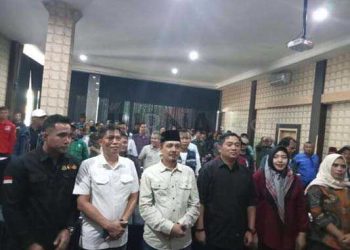 Foto : Badan Pengawas Pemilu (Bawaslu) Kabupaten Ciamis menggelar Rapat Koordinasi Evaluasi dan Proyeksi Penanganan Pelanggaran dan Penyelesaian Sengketa Pemilu bersama Awak Media dan Partai Politik di Aula Hotel Larrisa, Ciamis. Sabtu (28/12/2024)