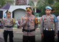 Foto : Kapolres Ciamis, AKBP Akmal, S.H., S.I.K., M.H., pimpin langsung apel persiapan pengamanan malam pergantian tahun baru 2025 di di Alun-Alun Kabupaten Ciamis. Selasa (31/12) sore.