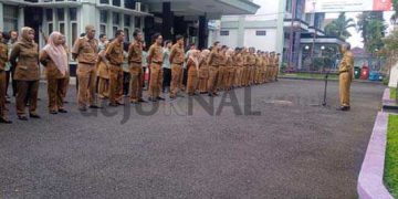 Foto:PJ. Bupati Ciamis Budi Waluya Pimpin Apel Pagi Di Lingkup Bapenda Senin (02/11/2024)