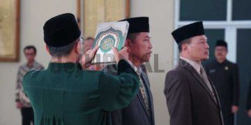 Bupati Bandung  Lantik Kadinsos Baru dan Ketua Dewan Pengawas PDAM