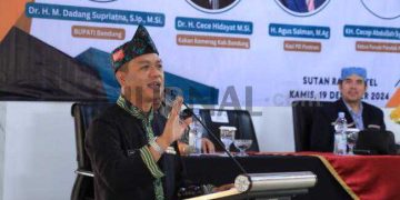 Bupati Bandung Siap Suport  Pesantren: Cabut Dulu Surat Edaran  Menag