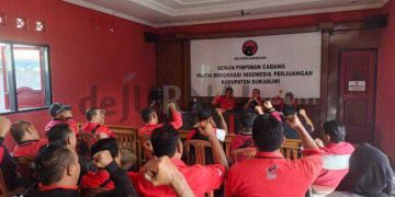 Gerak Cepat Anggota Fraksi PDIP Kunjungi Korban Longsor Gegerbitung Sukabumi