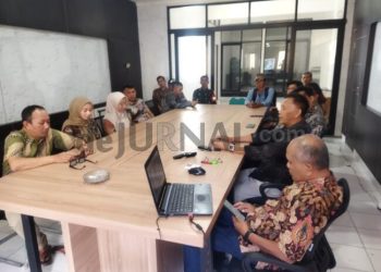 Awali Kerja di Tahun 2025 Desa Gajahmekar Gelar Rapat Evaluasi Kinerja