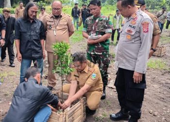 Eks Rumah Makan Copong Jadi RTH Diiringi Acara “Ngopi Ngawangkong, Tanggung Jawab Manusia Ka Alam”
