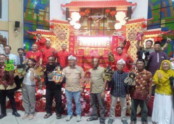 Kolaborasi Wayang Potehi dan Wayang Golek di St. Yohanes Ciamis Spektakuler