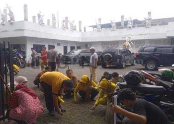 Kampung Kerukunan Sambut Ramadhan Gelar Aksi Bebersih Rumah Ibadah