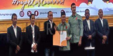 Rapat Pleno KPU Resmi Tetapkan Dadang Supriatna-Ali Syakieb Sebagai Bupati dan Wabup Bandung Terpilih